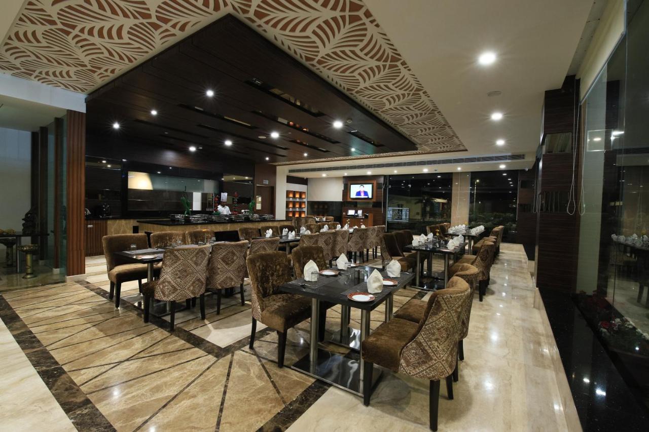 ホテル Aveo By Amatra, Gateway To Corbett Kashipur エクステリア 写真